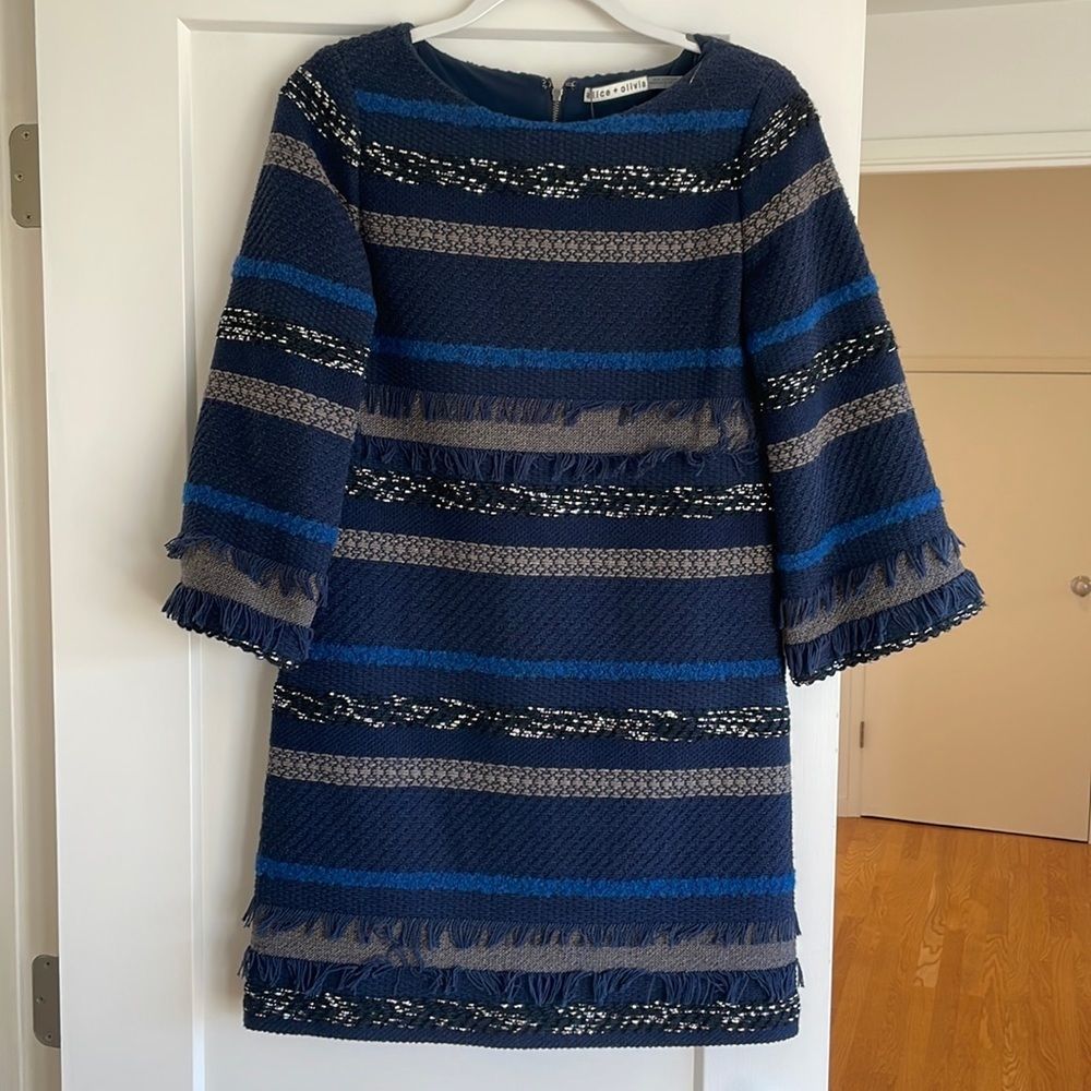 Alice + Olivia Cocktail Shift Dress